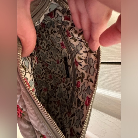 Vera Bradley: Iconic Turnabout Crossbody-Denim Gray - Picture 5 of 8